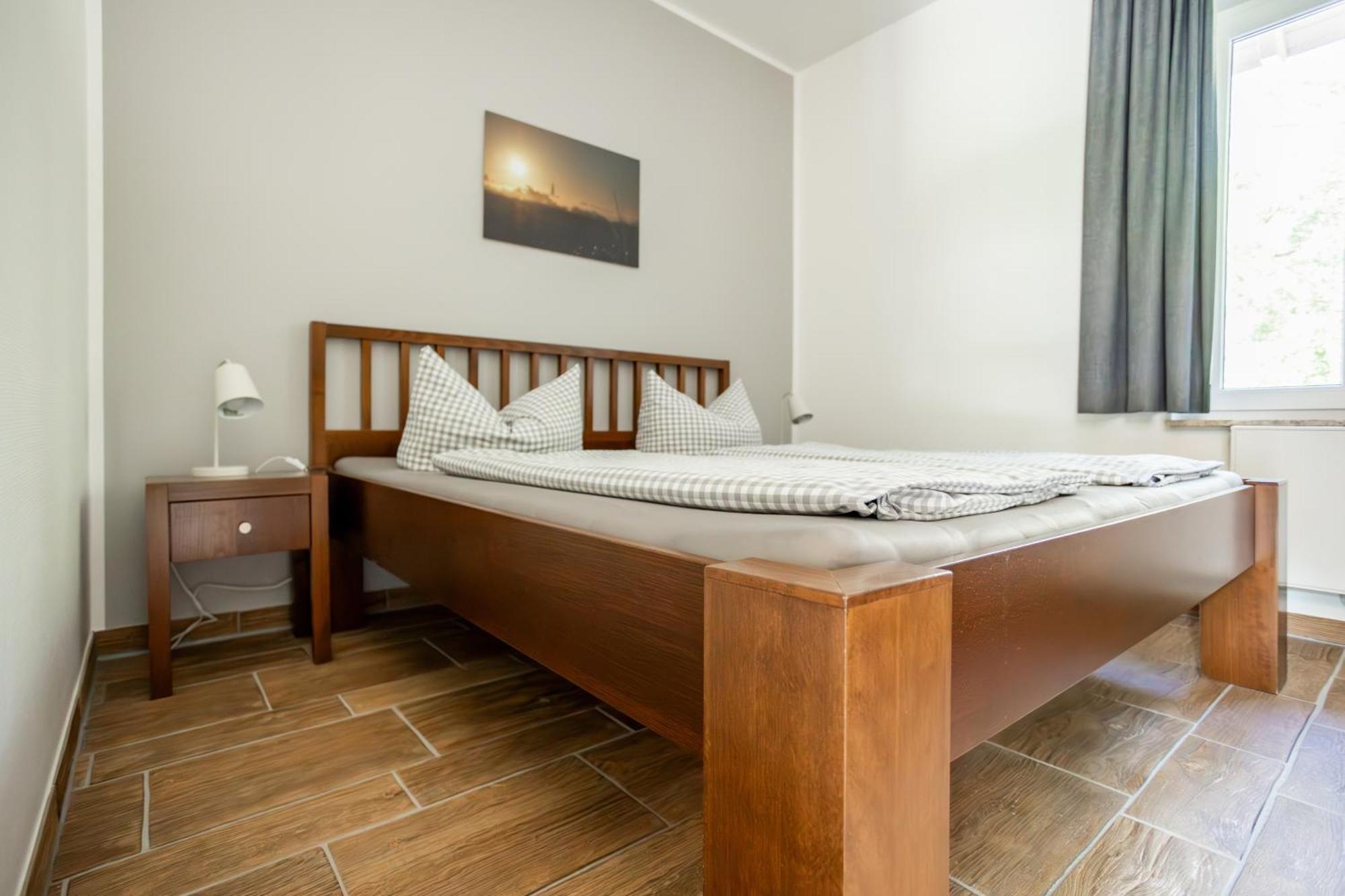 Der Stoertebeker - "Apartment Prerow" Apartments Hinter Den Duenen เดียร์ฮาเกิน ภายนอก รูปภาพ